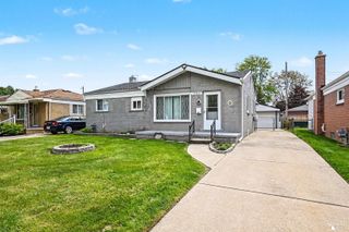 23515 Wohlfeil Street, Taylor, MI 48180