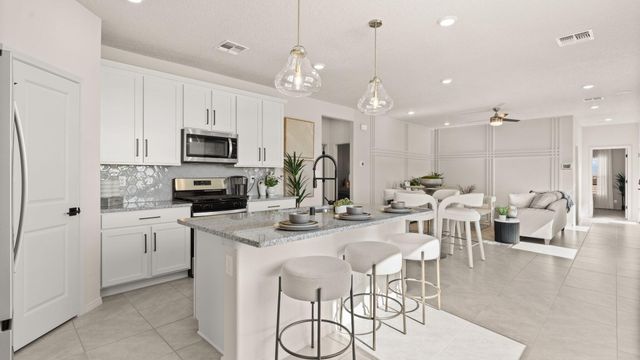 1482 Brillo Del Cielo Street NW, Los Lunas, NM 87031