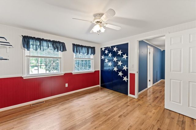 23260 Ennishore Drive, Novi, MI 48375