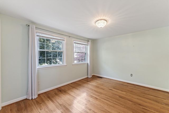 23260 Ennishore Drive, Novi, MI 48375
