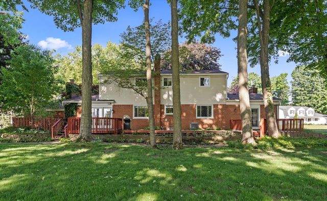23260 Ennishore Drive, Novi, MI 48375