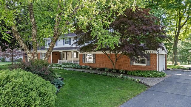23260 Ennishore Drive, Novi, MI 48375