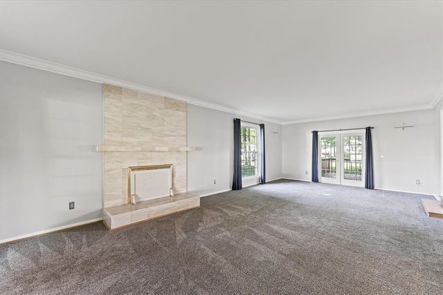 23260 Ennishore Drive, Novi, MI 48375