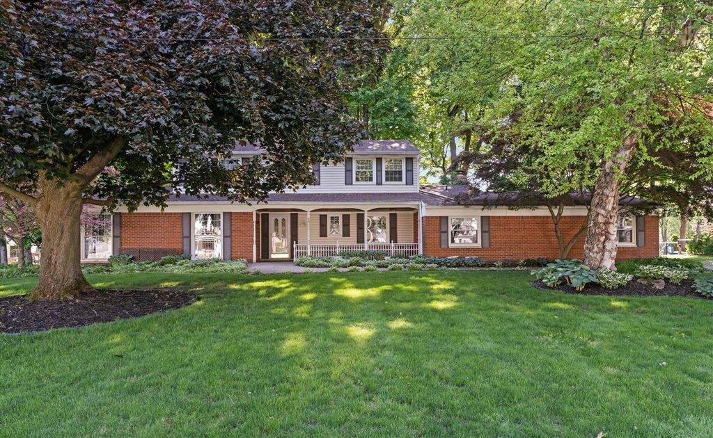 23260 Ennishore Drive, Novi, MI 48375
