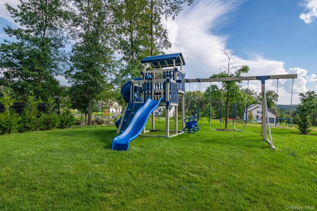 14 Klingher Court, Pomona, NY 10970