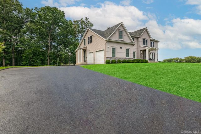 14 Klingher Court, Pomona, NY 10970