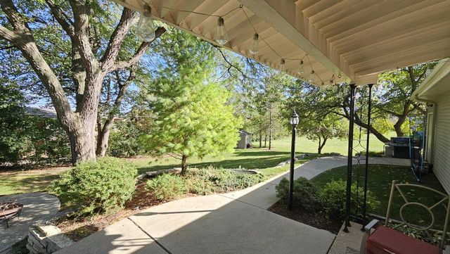 2340 Alta Louise PARKWAY, Brookfield, WI 53045