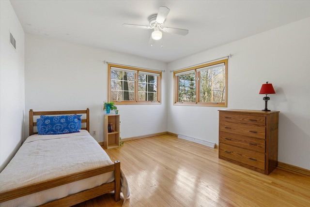 2340 Alta Louise PARKWAY, Brookfield, WI 53045