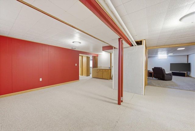 2340 Alta Louise PARKWAY, Brookfield, WI 53045