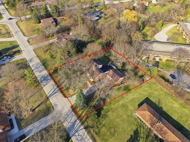 2340 Alta Louise PARKWAY, Brookfield, WI 53045