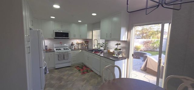 1241 Via Contessa, San Marcos, CA 92069