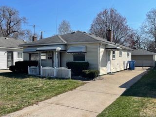 6564 N Waverly Street, Dearborn Heights, MI 48127