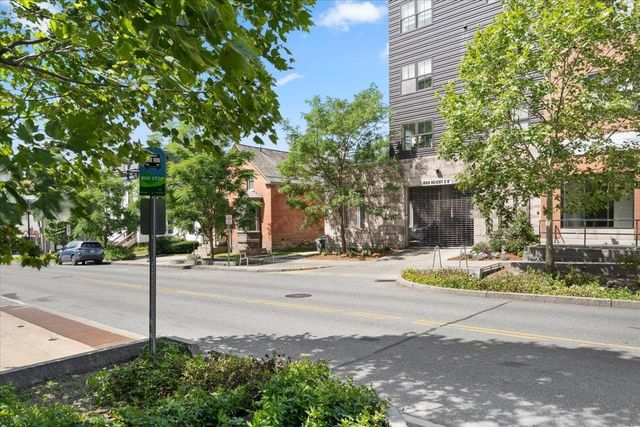 193 Saint Paul St Unit 408, Burlington, VT 05401