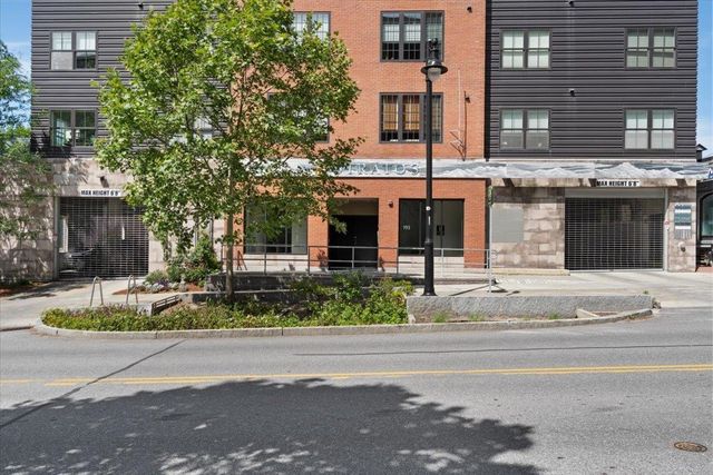 193 Saint Paul St Unit 408, Burlington, VT 05401