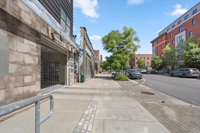 193 Saint Paul St Unit 408, Burlington, VT 05401
