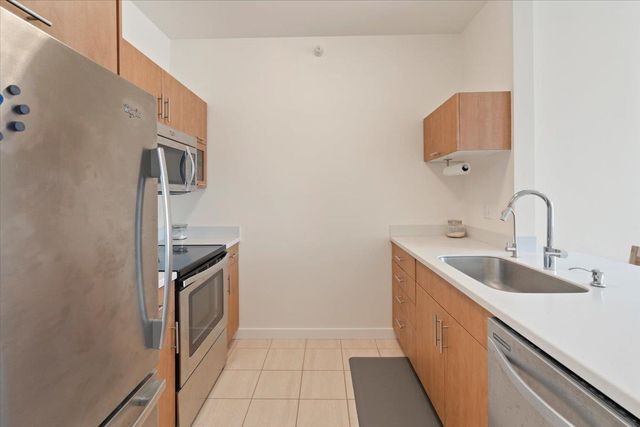 193 Saint Paul St Unit 408, Burlington, VT 05401