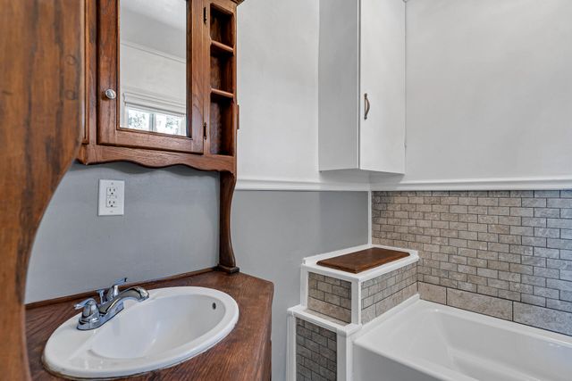 24898 Long Street, Fall River Mills, CA 96028