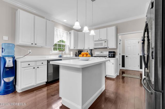 20 Harvey Jones Drive, Jackson, NJ 08527