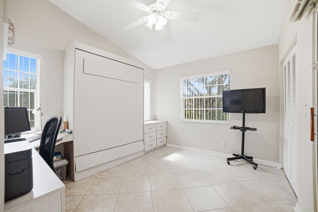 7540 Diamond Pointe Circle, Delray Beach, FL 33446