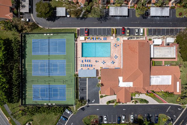 7540 Diamond Pointe Circle, Delray Beach, FL 33446