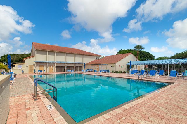 7540 Diamond Pointe Circle, Delray Beach, FL 33446