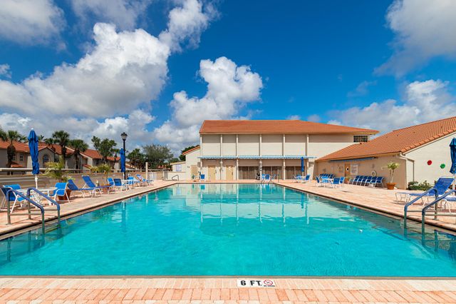 7540 Diamond Pointe Circle, Delray Beach, FL 33446