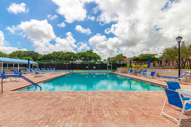 7540 Diamond Pointe Circle, Delray Beach, FL 33446