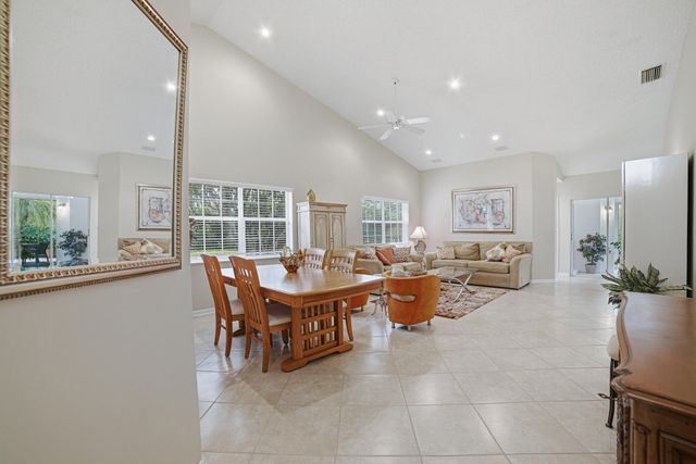 7540 Diamond Pointe Circle, Delray Beach, FL 33446