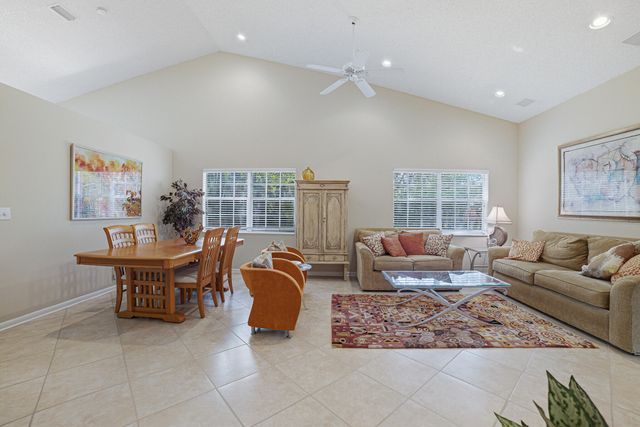 7540 Diamond Pointe Circle, Delray Beach, FL 33446