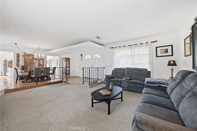 525 Hunt Drive, Placentia, CA 92870