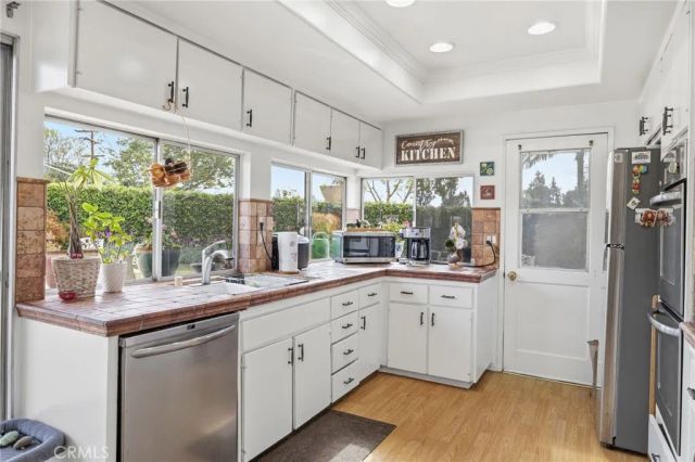 525 Hunt Drive, Placentia, CA 92870