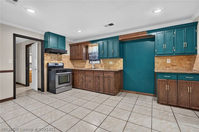 1604 Alma Boulevard, Van Buren, AR 72956