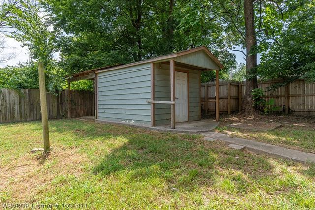 1604 Alma Boulevard, Van Buren, AR 72956