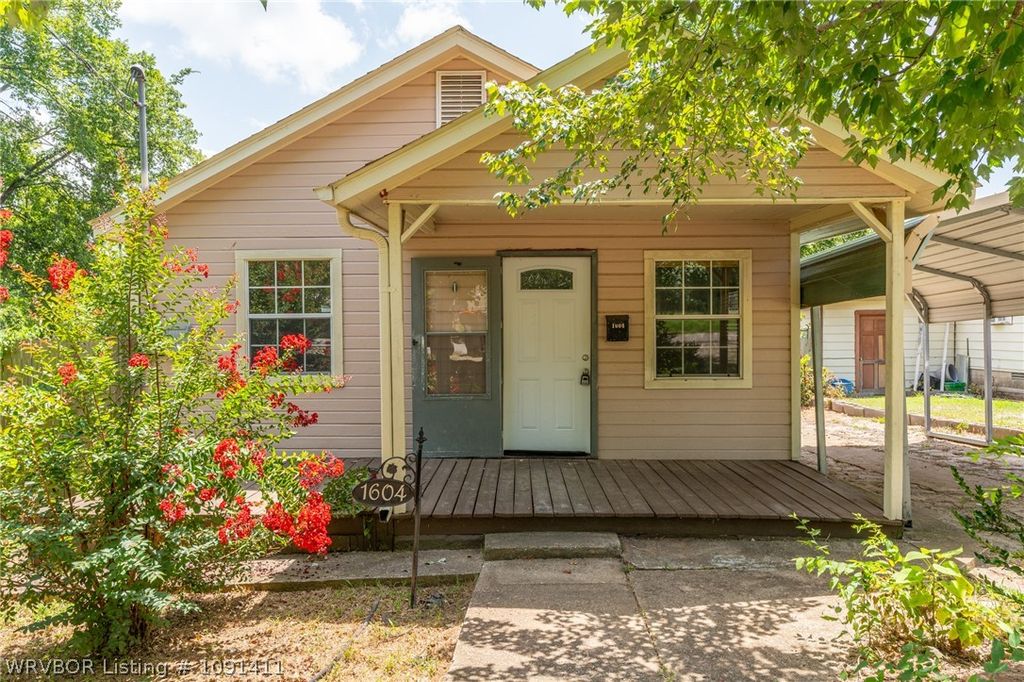 1604 Alma Boulevard, Van Buren, AR 72956