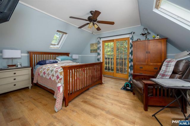 1150 Lakeside Drive, Vernon, NJ 07422