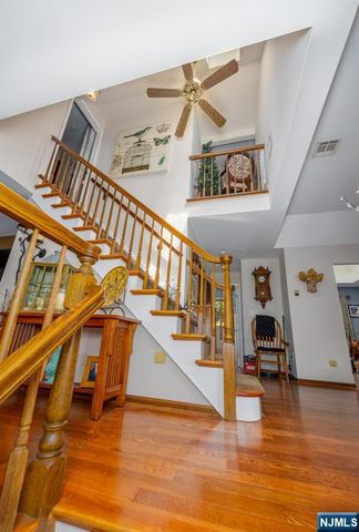 1150 Lakeside Drive, Vernon, NJ 07422