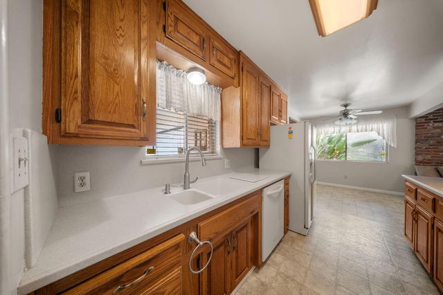 1500 Crestview Dr, Modesto, CA 95355