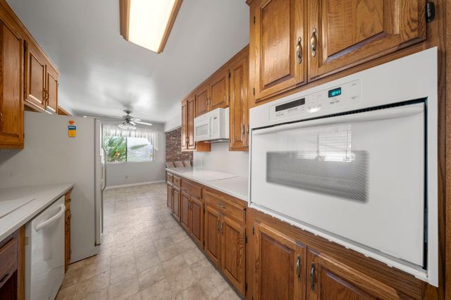 1500 Crestview Dr, Modesto, CA 95355