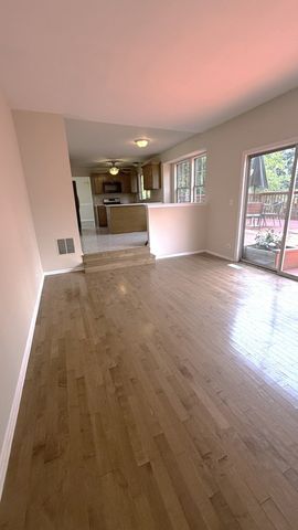3590 Fairfax Court, Aurora, IL 60504
