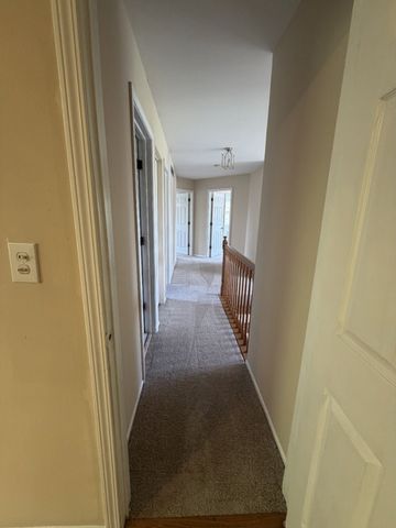 3590 Fairfax Court, Aurora, IL 60504