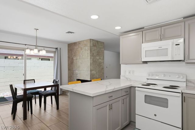 924 Niblick Drive, Las Vegas, NV 89108