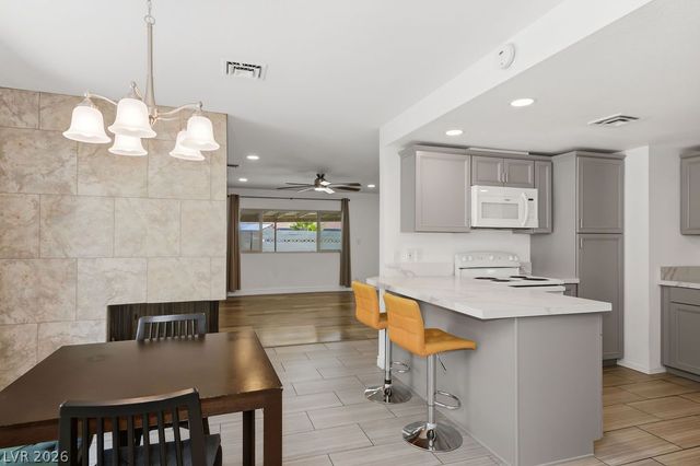 924 Niblick Drive, Las Vegas, NV 89108
