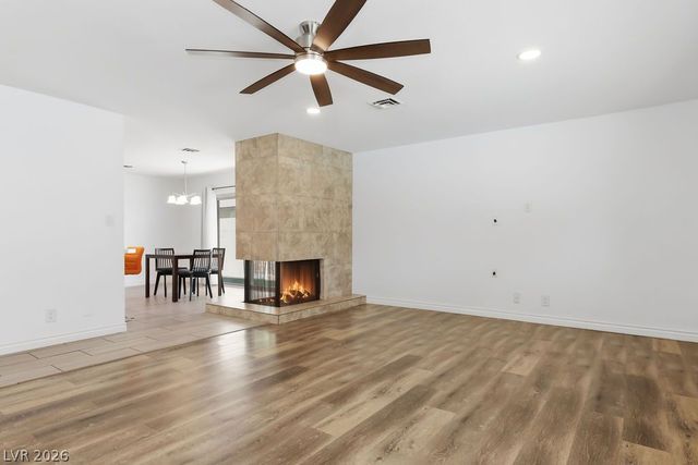 924 Niblick Drive, Las Vegas, NV 89108