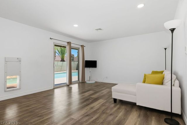 924 Niblick Drive, Las Vegas, NV 89108