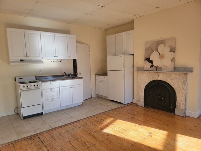 702 Massachusetts Ave 5, Boston, MA 02118