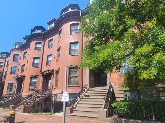 702 Massachusetts Ave 5, Boston, MA 02118