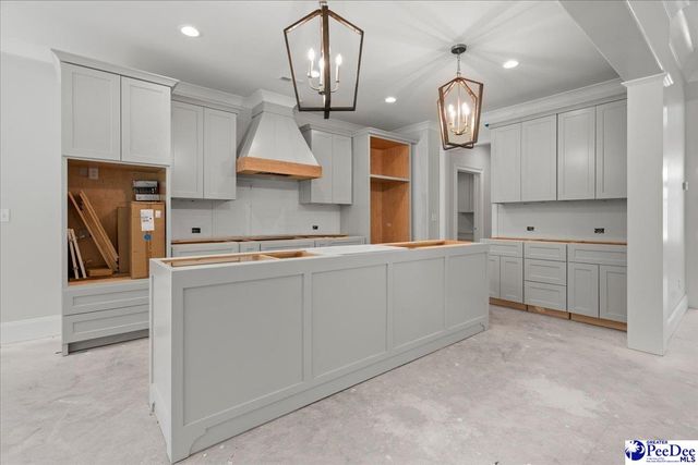 4313 Carnoustie Lane, Florence, SC 29501