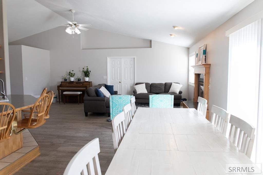 Image 10 of property listing at 9985 N 26 E, Idaho Falls, ID 83401