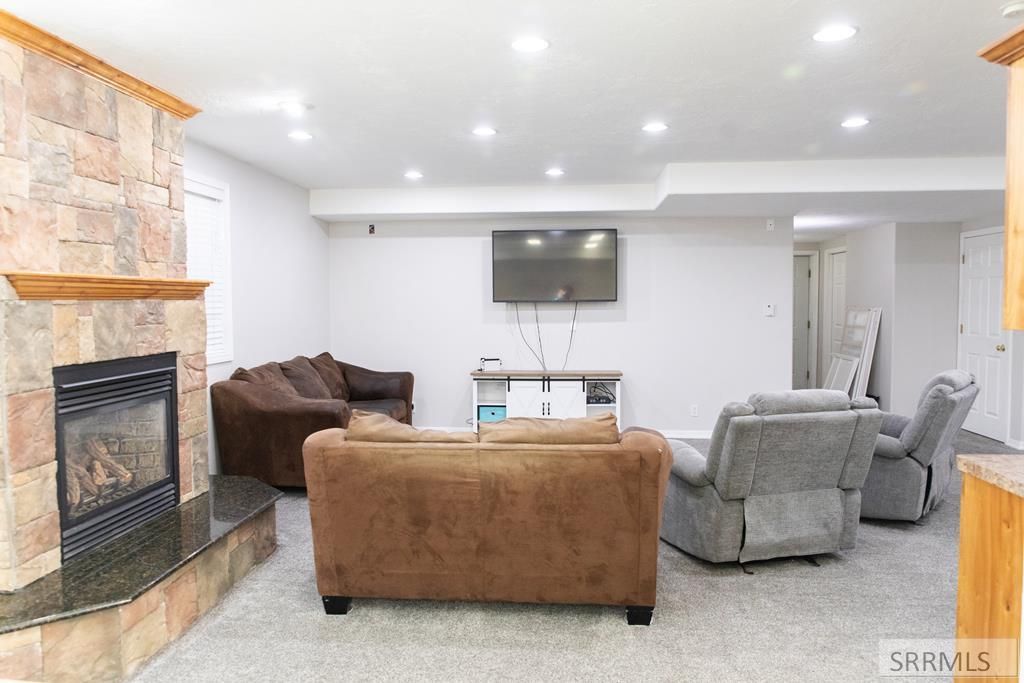 Image 23 of property listing at 9985 N 26 E, Idaho Falls, ID 83401