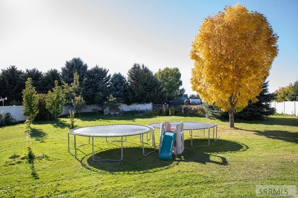 Image 36 of property listing at 9985 N 26 E, Idaho Falls, ID 83401